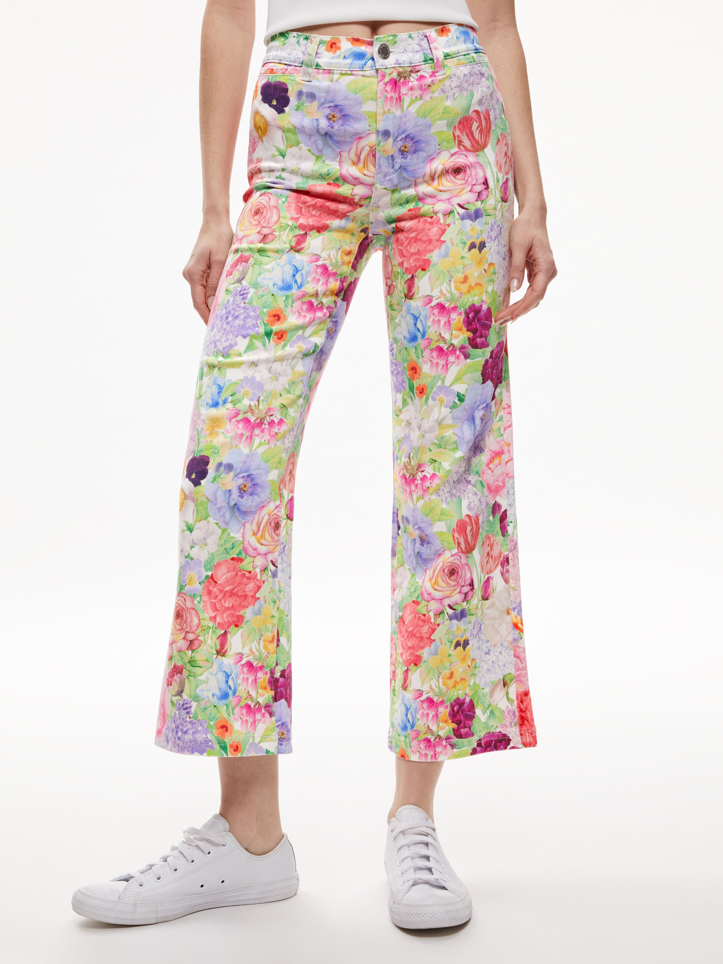 GORGEOUS COIN POCKET CROPPED JEAN-DAWN FLORAL-ALICE + OLIVIA