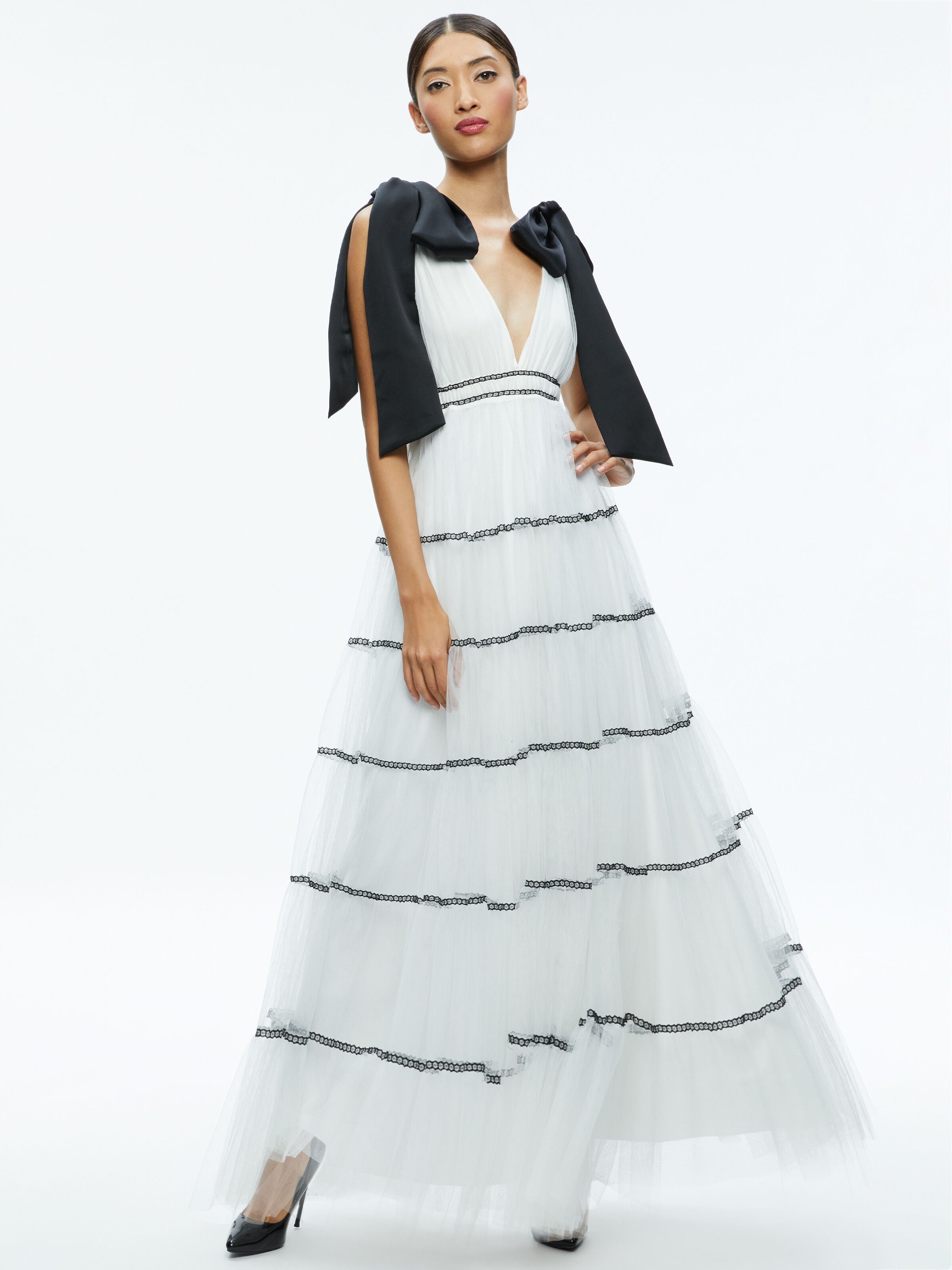 JESSALYN BOW STRAP TIERED MAXI GOWN-OFF WHITE-ALICE + OLIVIA