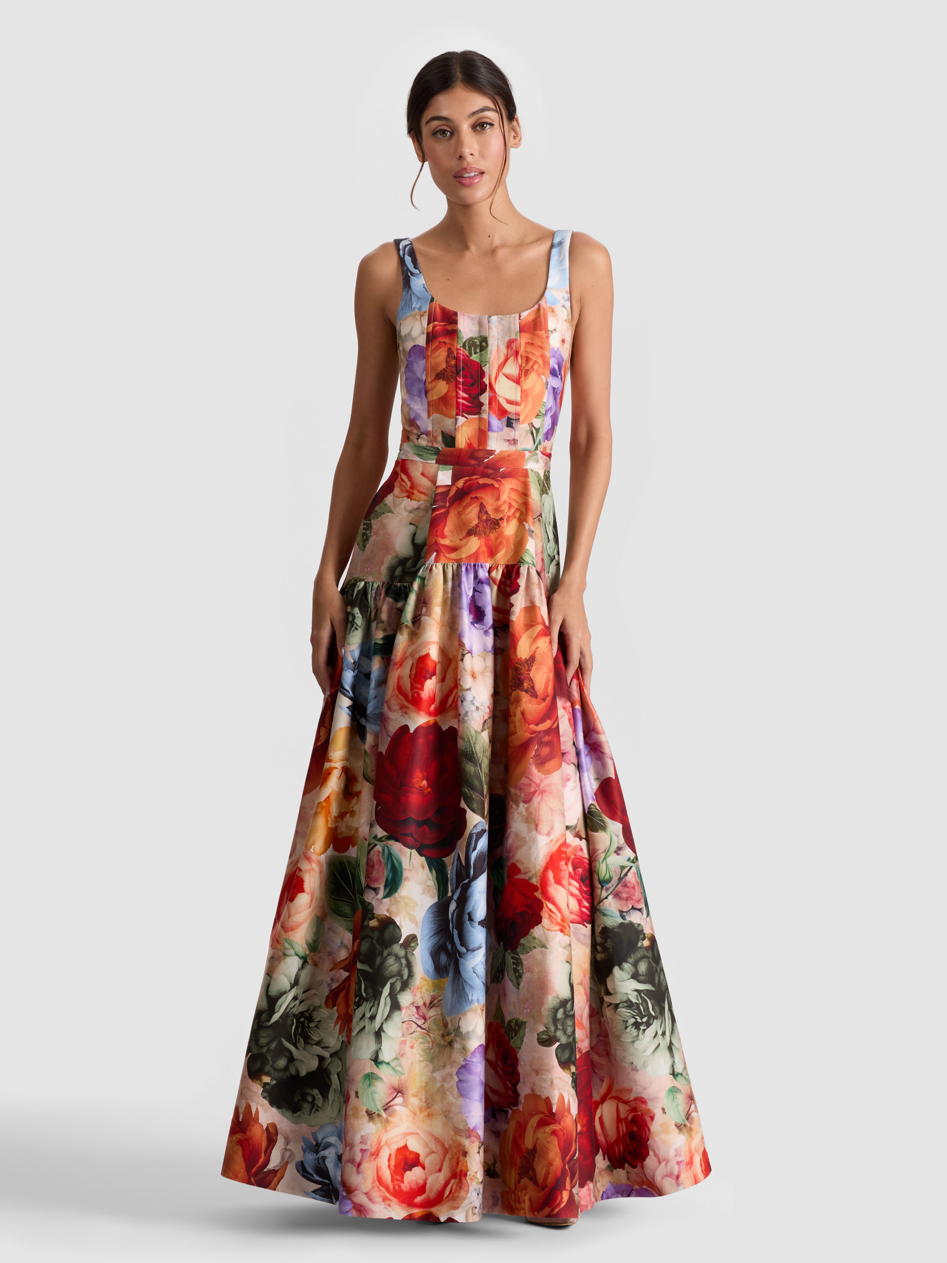 ROBE LONGUE STRUCTURÉE DIANA-ALICE + OLIVIA
