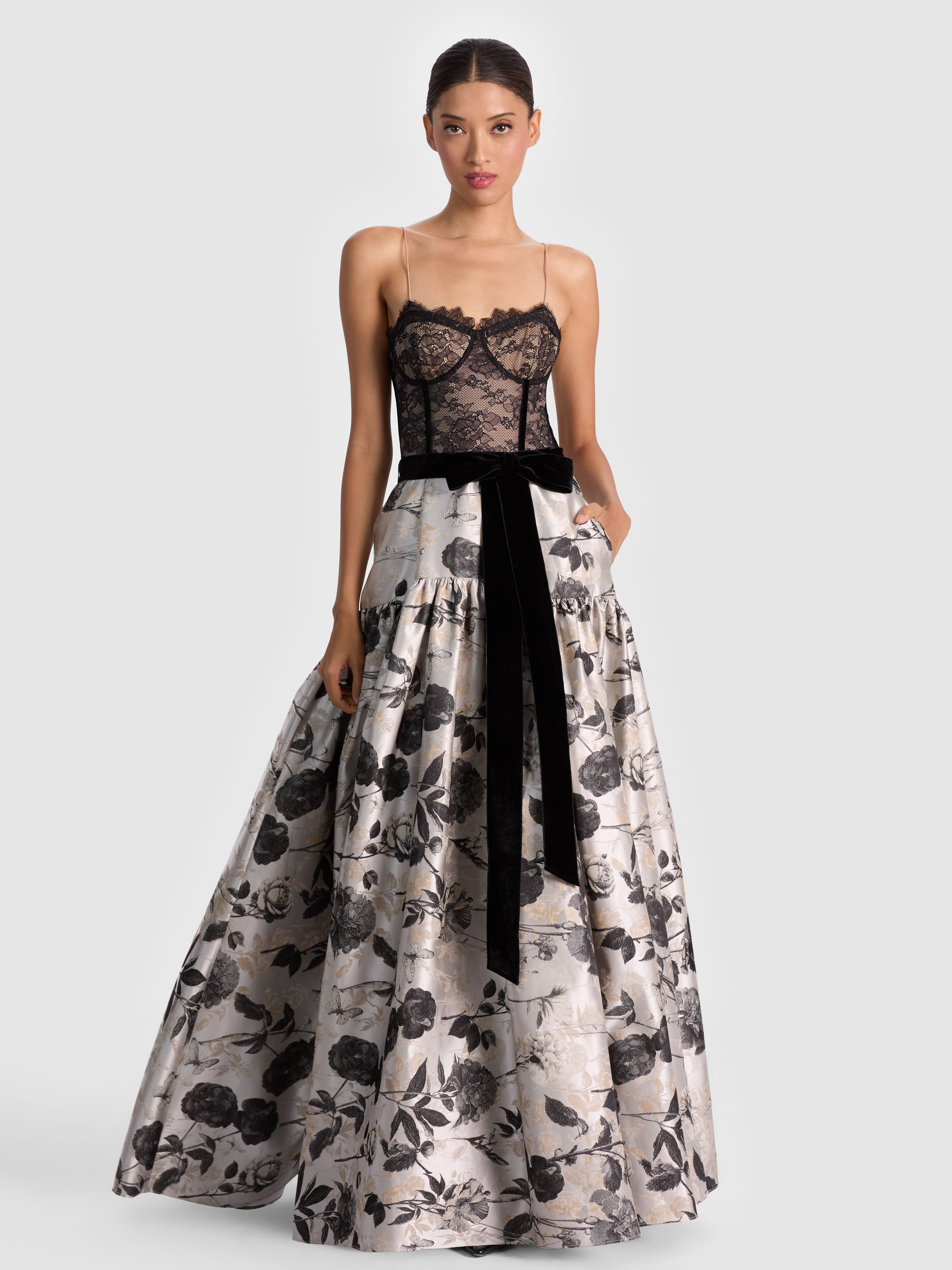 THERA TIERED GOWN-ARDEN FOREST/BLACK-ALICE + OLIVIA
