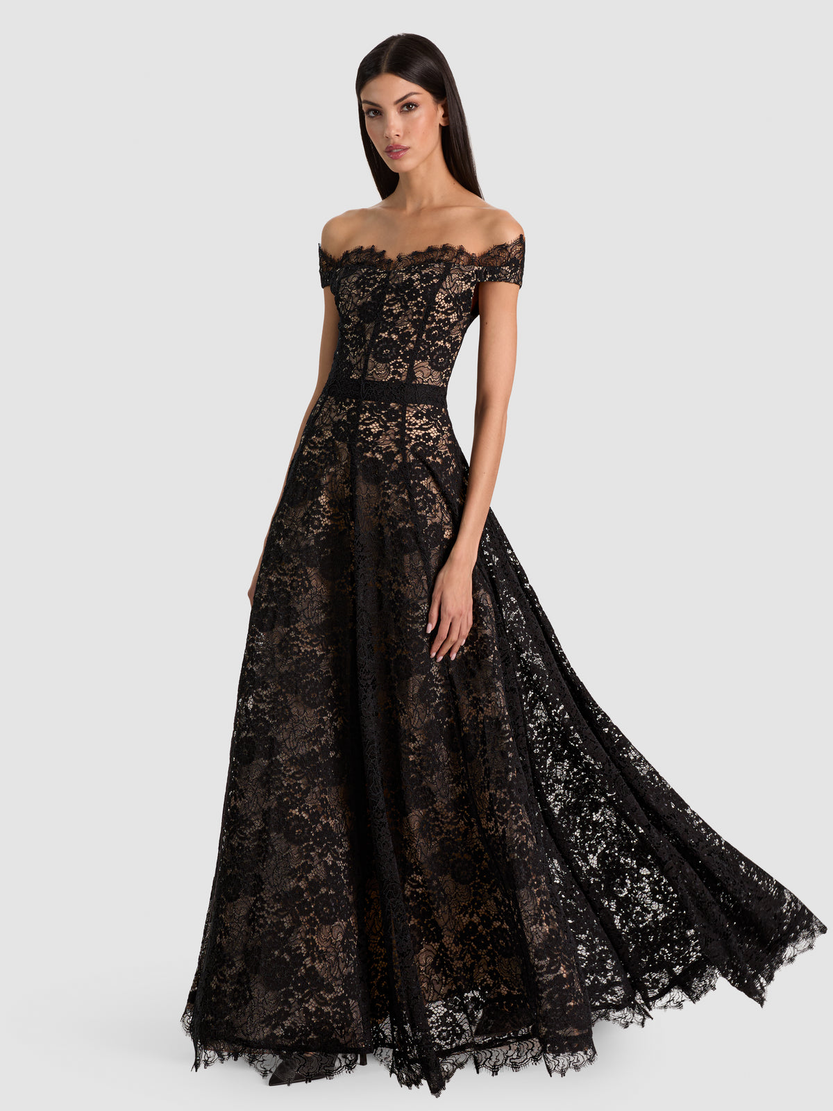 ABITO DA SERA MID-LENGTH VIVIANA OTS IN PIZZO E TESSUTO MISTO - NERO
