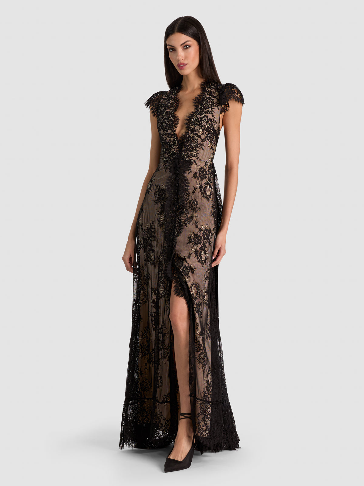ROSEMARIE LACE GOWN - BLACK