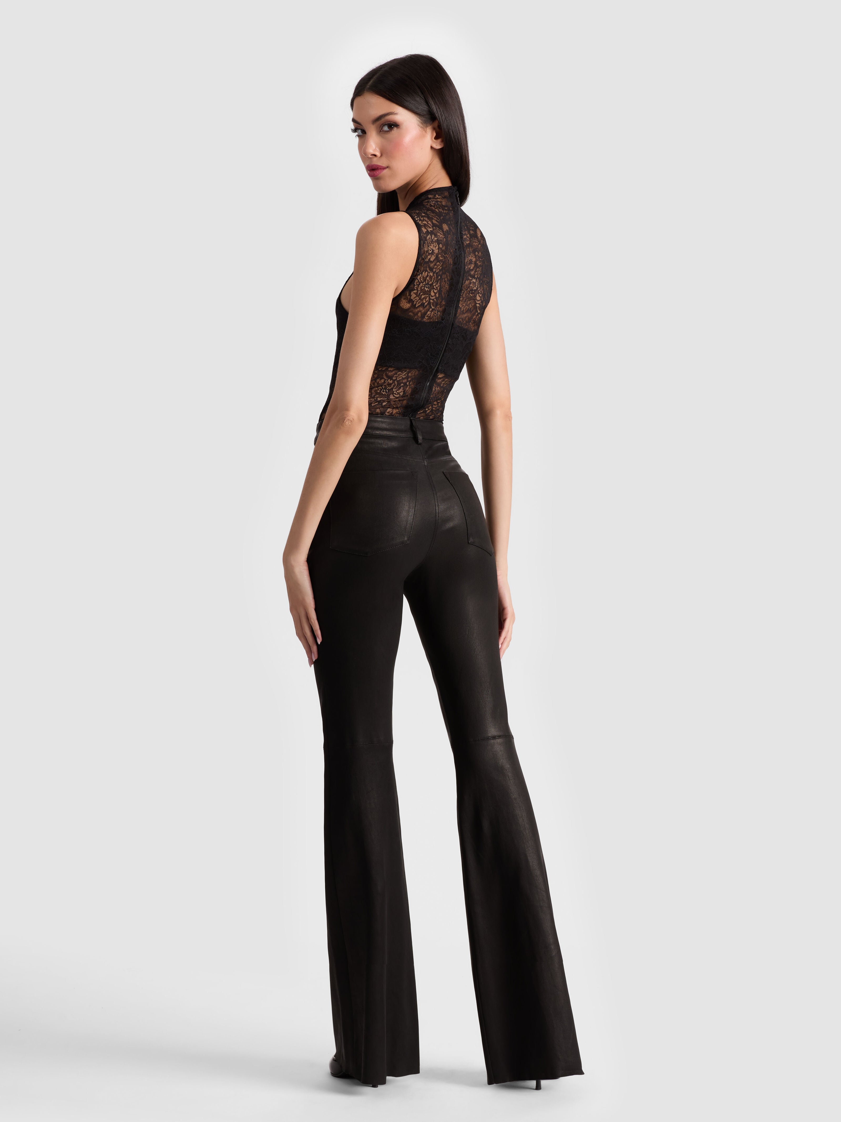 PANTALON BRENT CUIR CLOCHE – NOIR-ALICE + OLIVIA