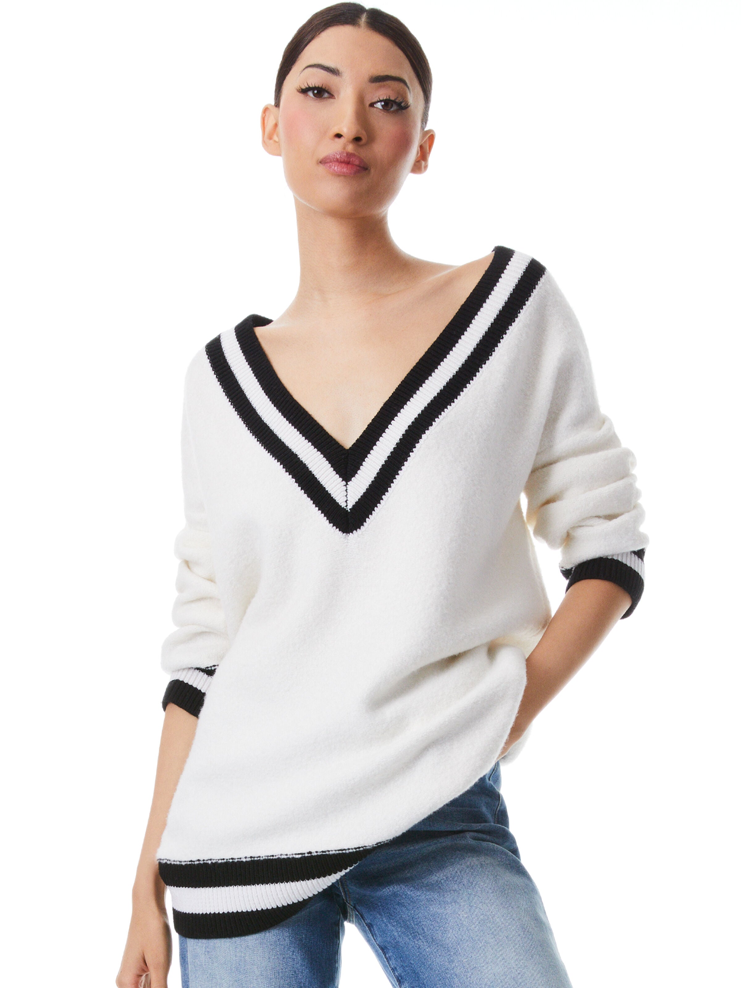 MAGLIONE CLEMENT A V CON RIGHE STILE VARSITY-ALICE + OLIVIA