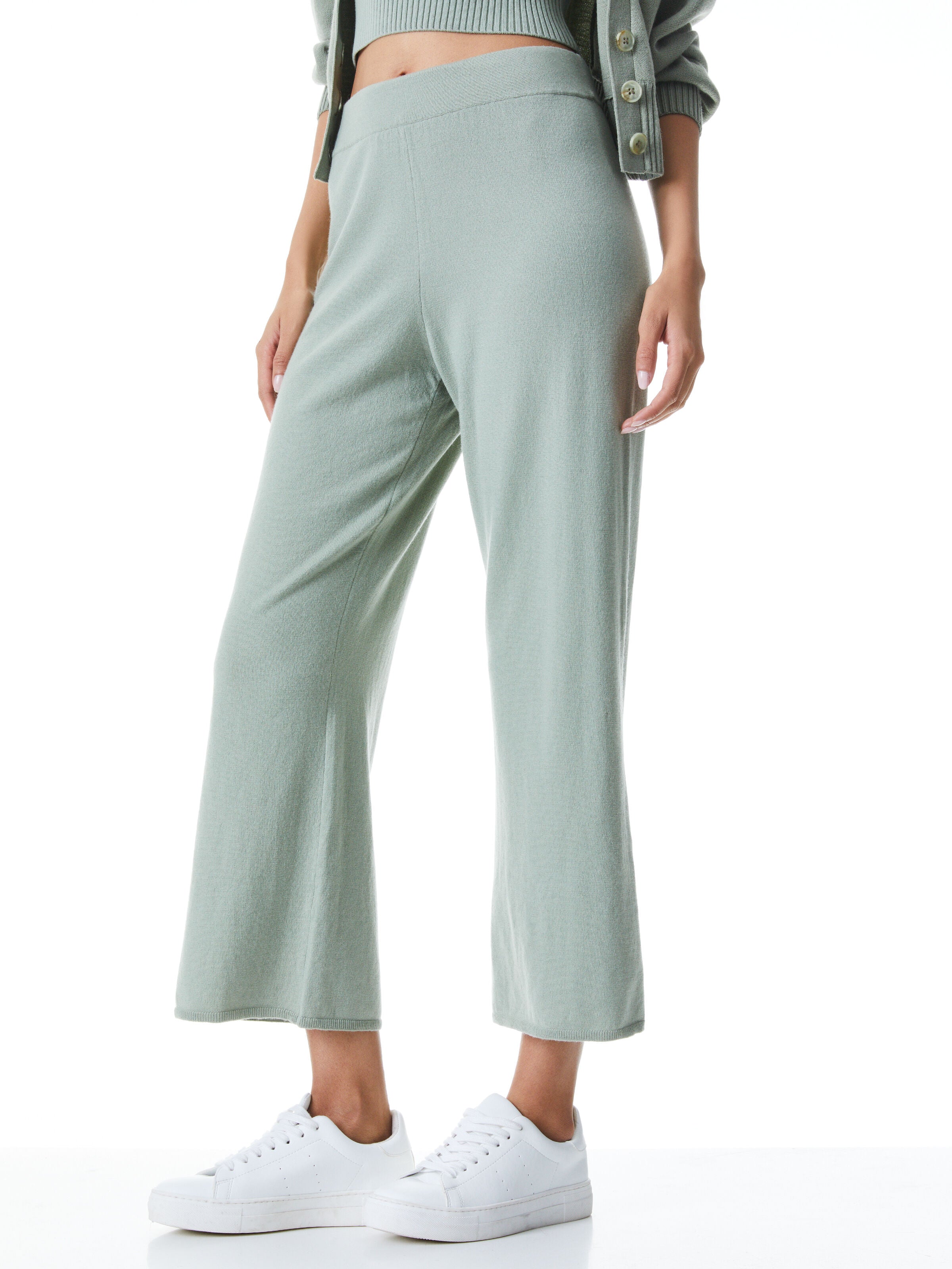 JOSETTE BOOTCUT CROPPED SWEATPANT