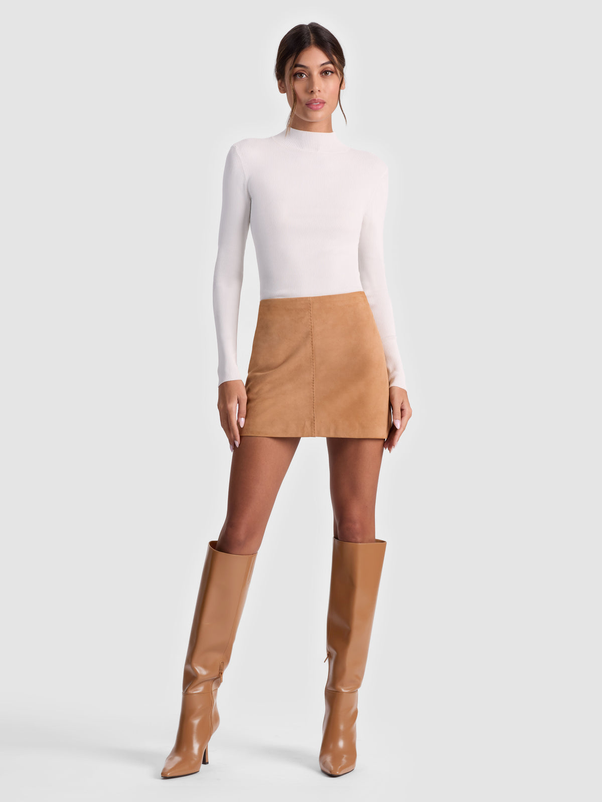 RILEY SUEDE MINI SKIRT - PRALINE