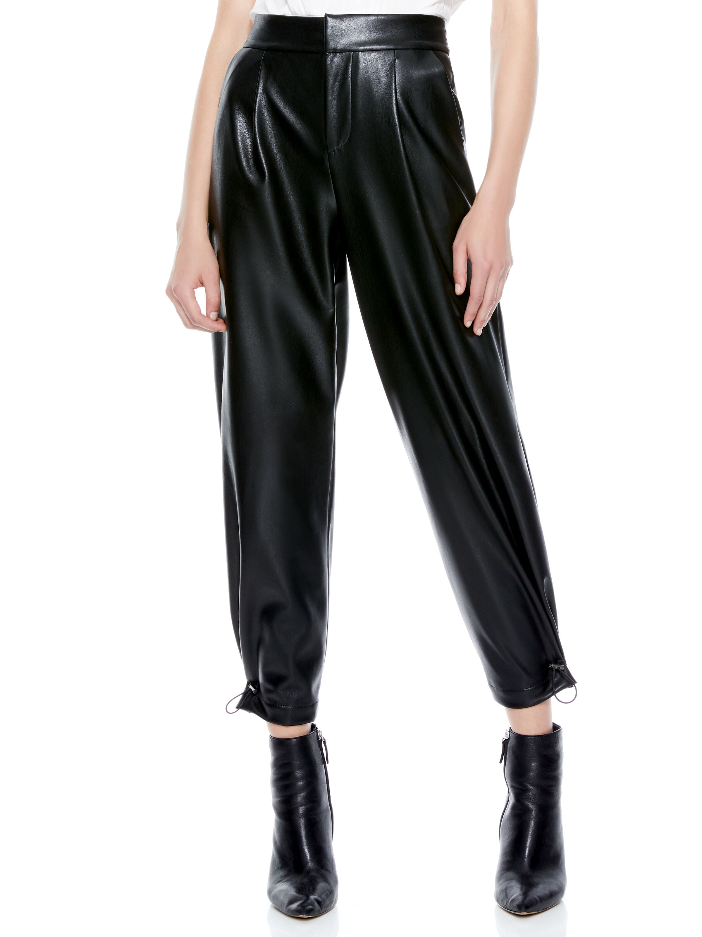JOGGER PARIS CON BOTTONE A GANCIO E PELLE VEGAN-ALICE + OLIVIA