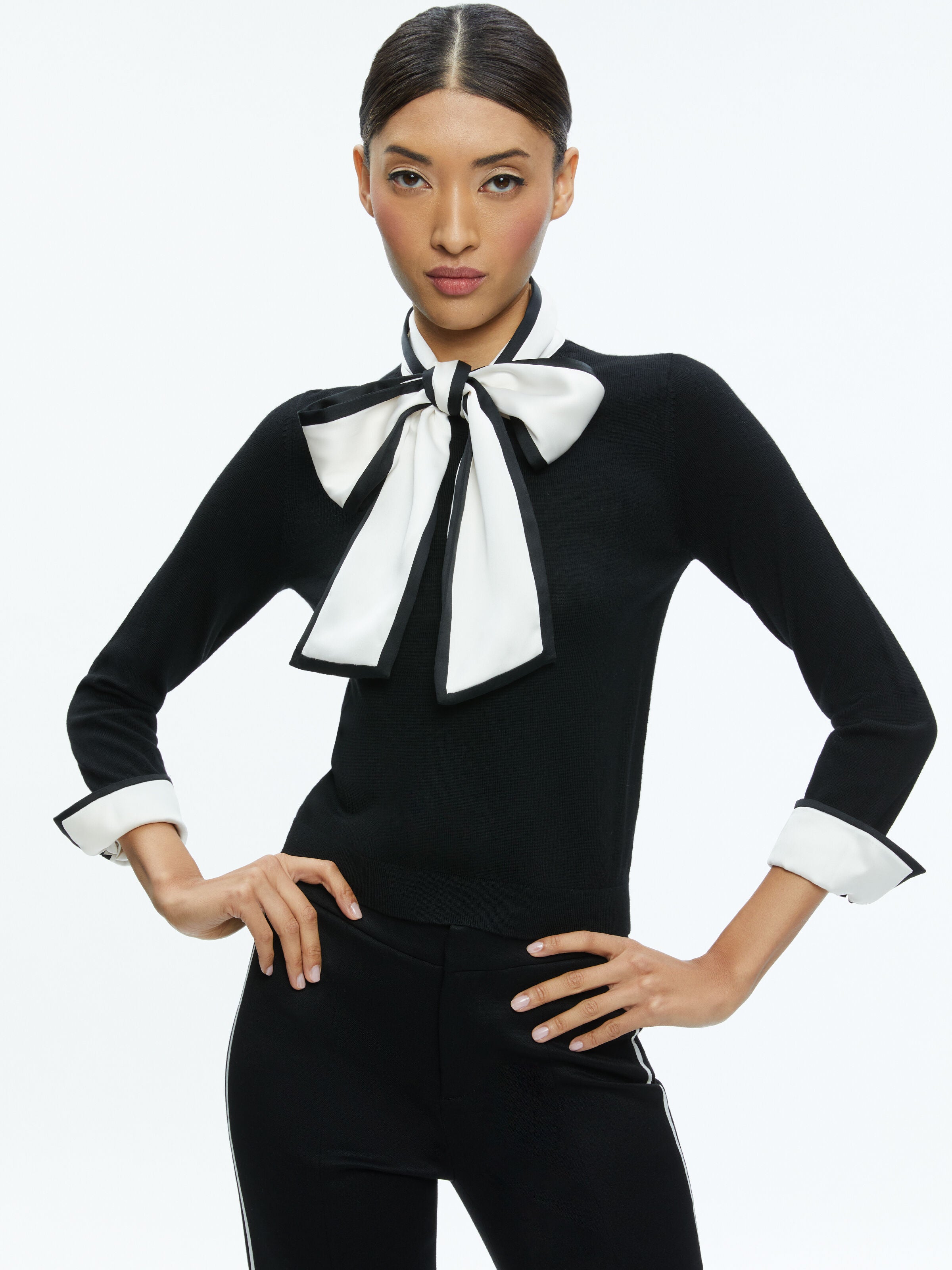 PULL JUSTINA-ALICE + OLIVIA