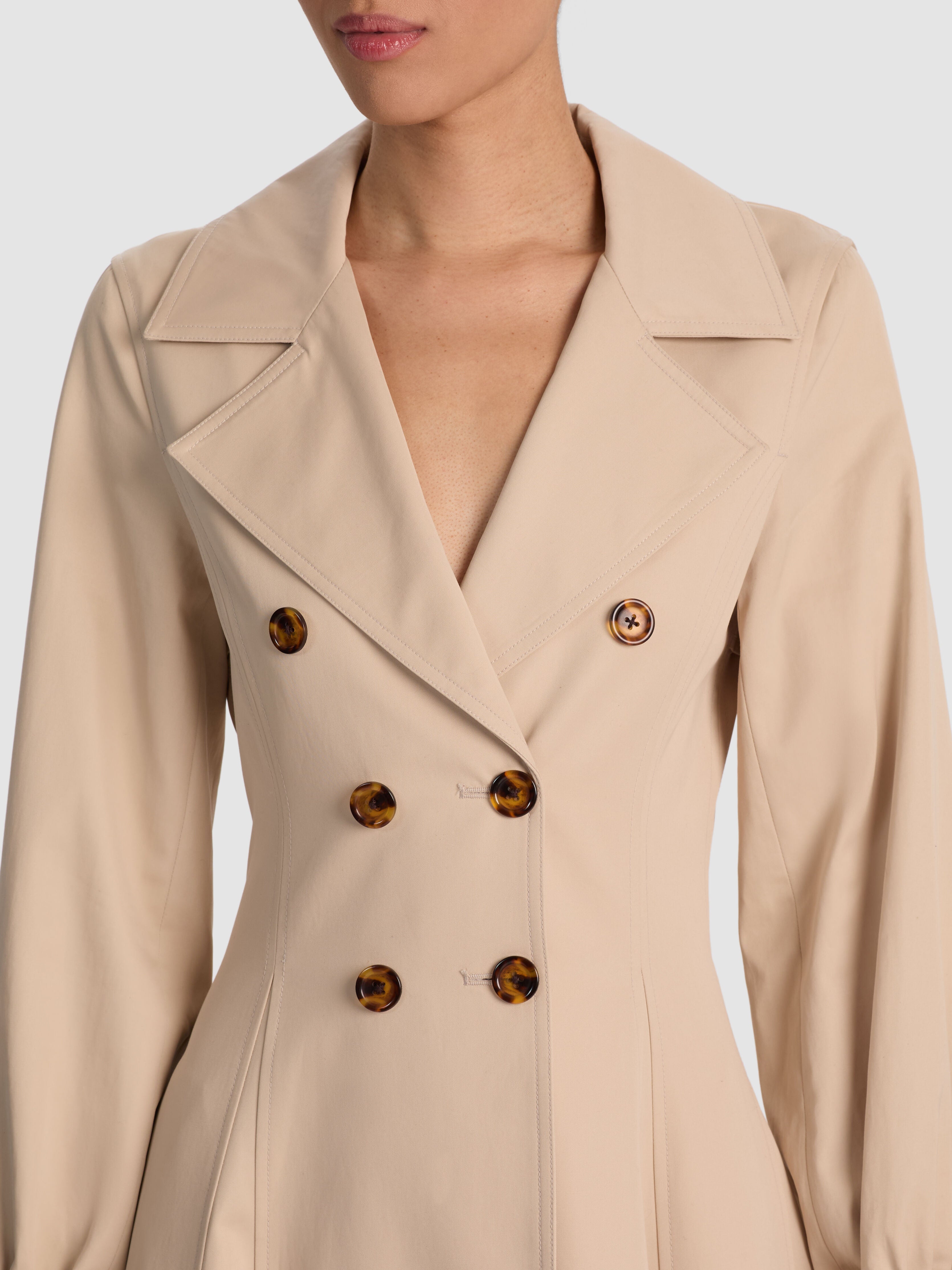 ELLIE TRENCH COAT in LATTE | ALICE + OLIVIA