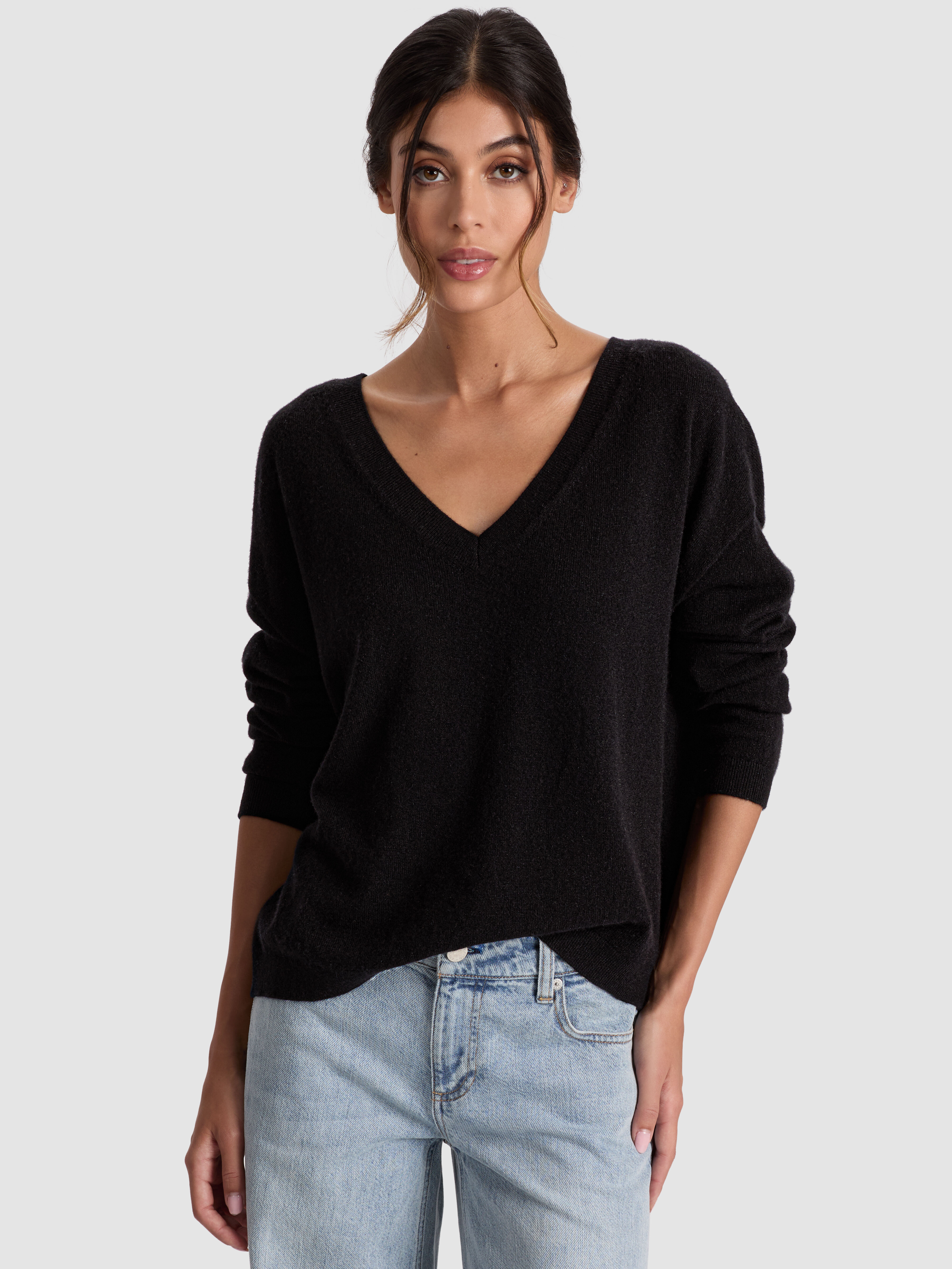 WILLIAMS CASHMERE PULLOVER in BLACK | ALICE + OLIVIA