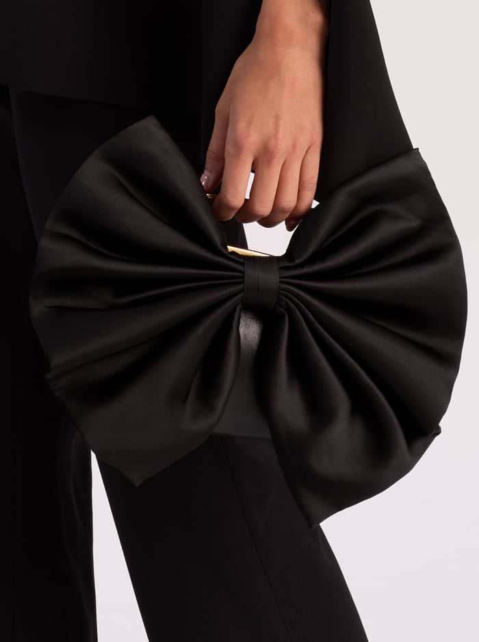RAVEN BOW BAG - BLACK image 2 - Alice And Olivia