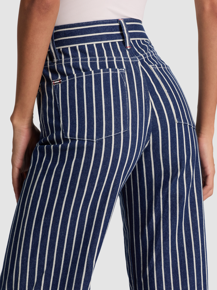 CHIC STRIPED JEAN - INDIGO/OFF WHITE STRIPE image 3 - Alice And Olivia