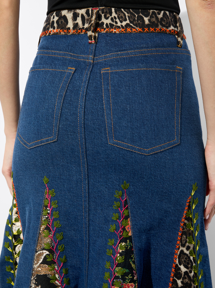 NALA MIXED MEDIA MAXI SKIRT - LOLA BLUE/MULTI image 3 - Alice And Olivia