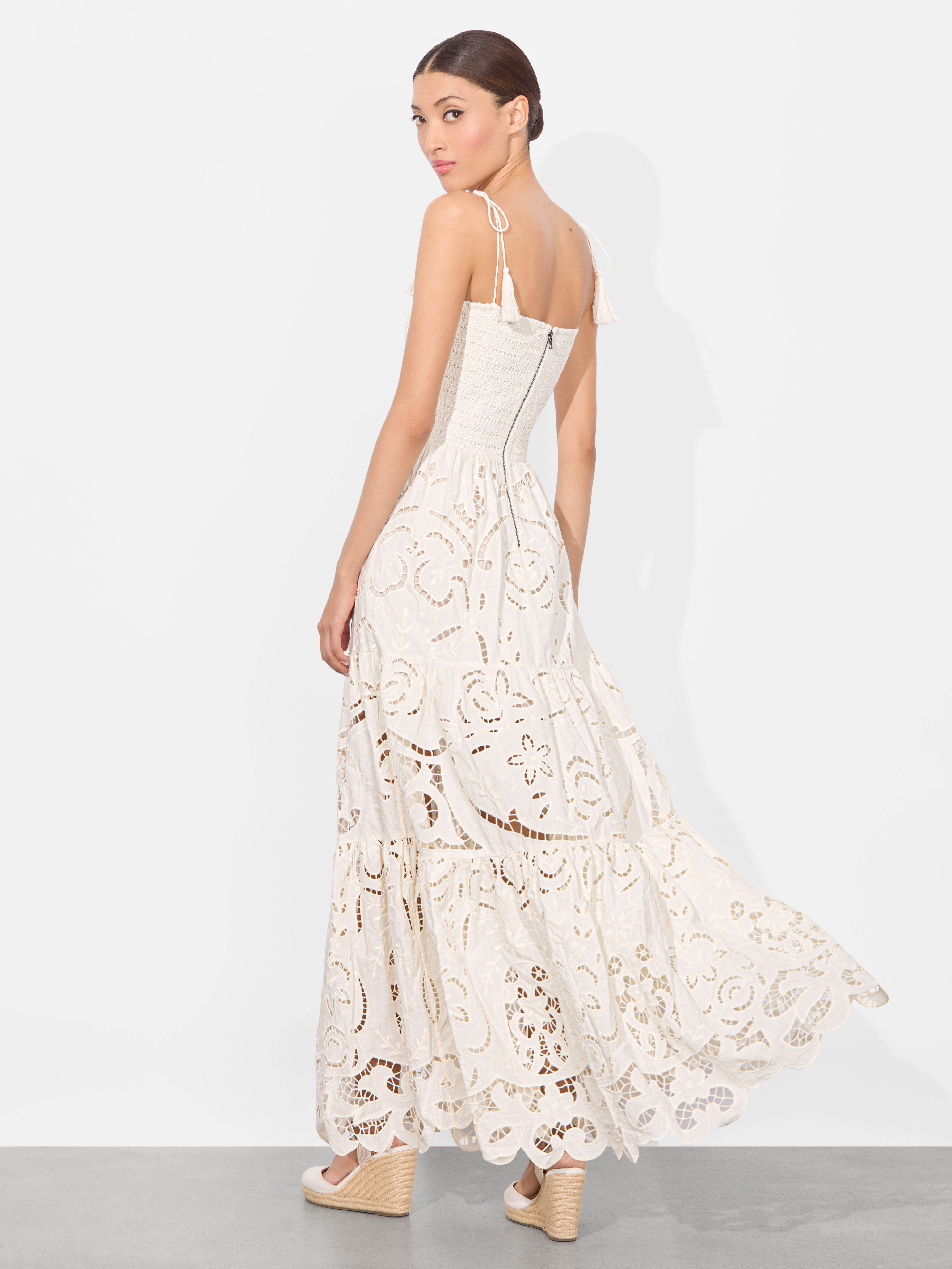 Women's Designer Dresses | Alice + Olivia