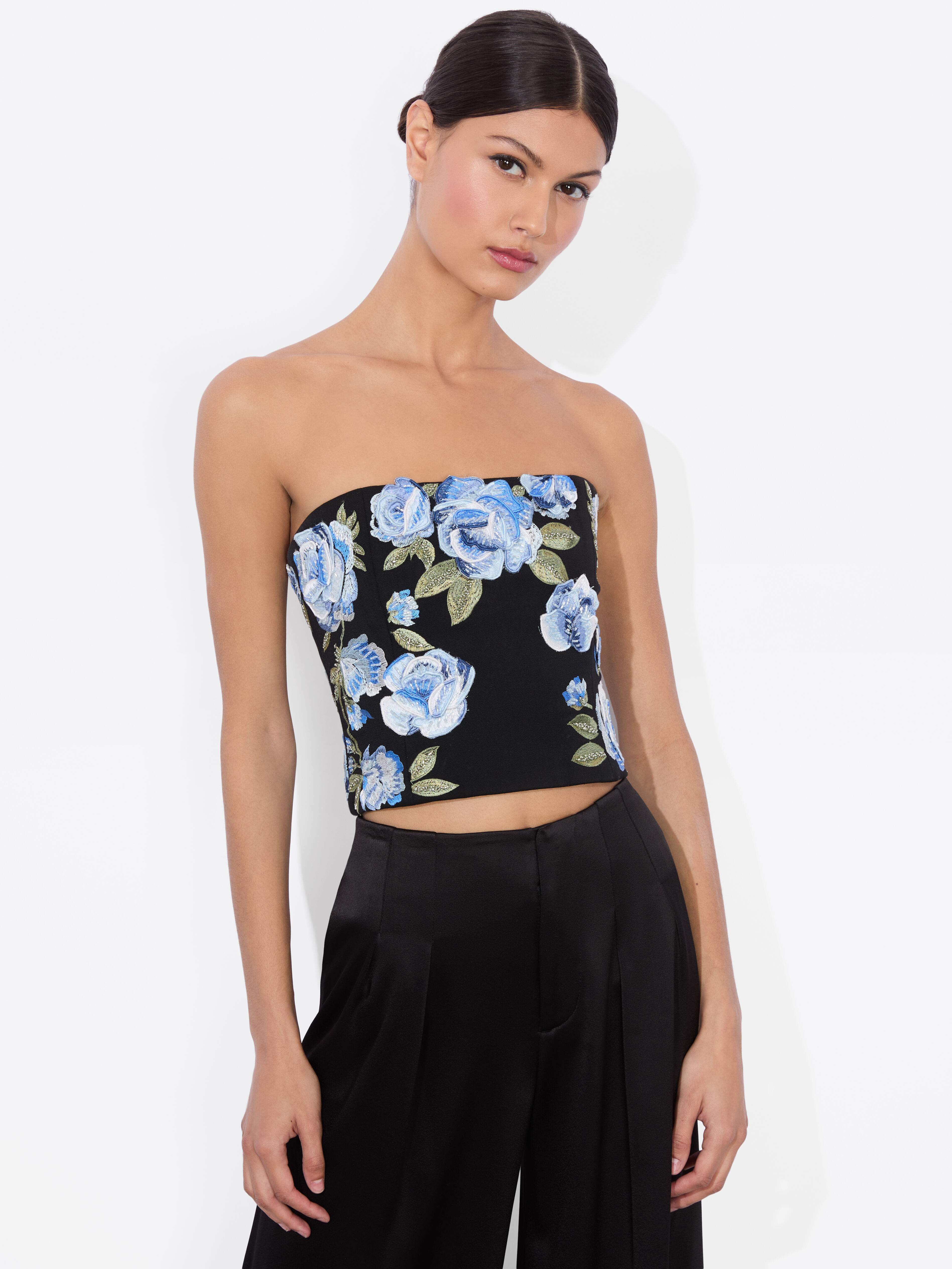 レビュー高評価のおせち贈り物 Top Embellished Cece In Olivia + Alice | Multi Black トップス