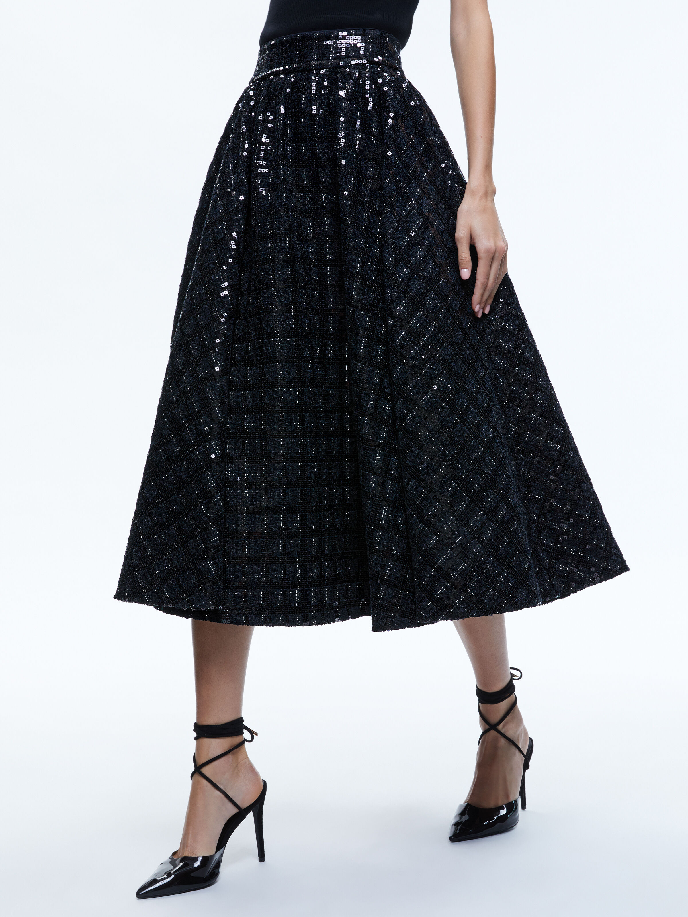Full voluminous skirt shop