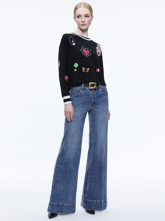 STACEFACE PULLOVER - BLACK MULTI image 2 - Alice And Olivia