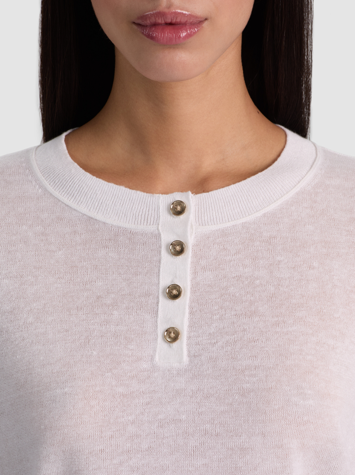 ALAINA LINEN HENLEY - SOFT WHITE image 4 - ALICE + OLIVIA