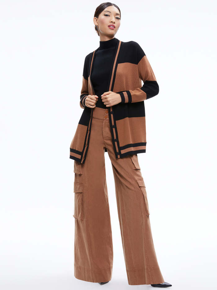 BARRY OVERSIZED V-NECK CARDIGAN - CAMEL/BLACK STRIPE image 4 - Alice And Olivia