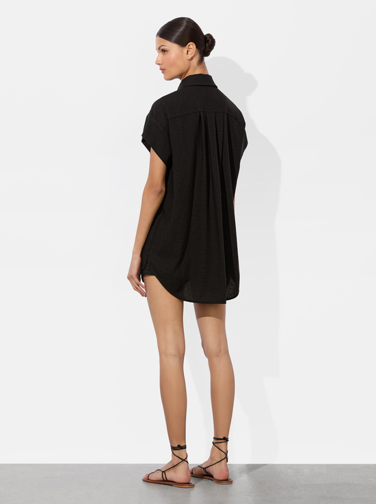 BLACK-FINELY SHORT SLEEVE BUTTON DOWN