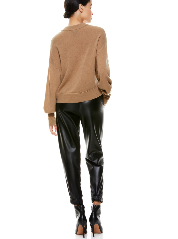 DENVER ROUND HEM SWEATER - CAMEL image 1 - Alice And Olivia