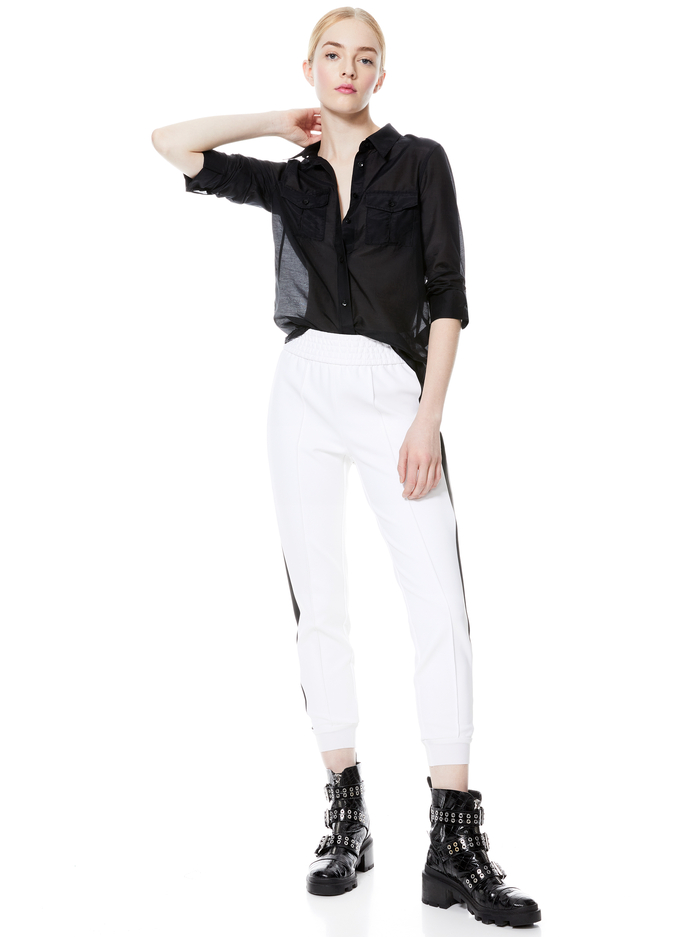 WILLA CARGO POCKET TOP - BLACK image 4 - Alice And Olivia