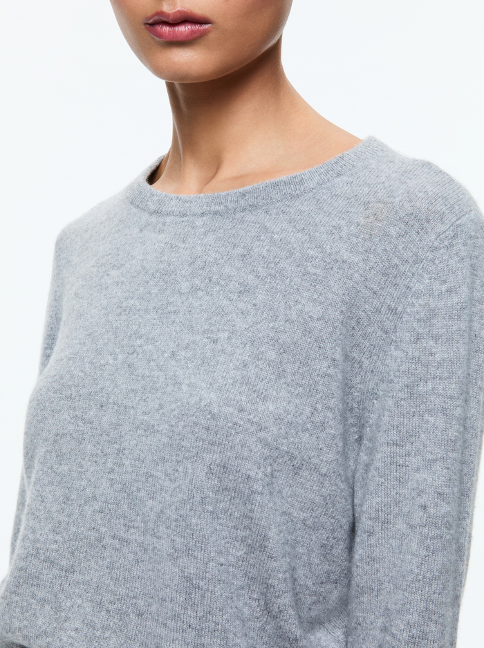 CAROLANN SHRUNKEN PULLOVER - MEDIUM HEATHER GREY image 3 - Alice And Olivia