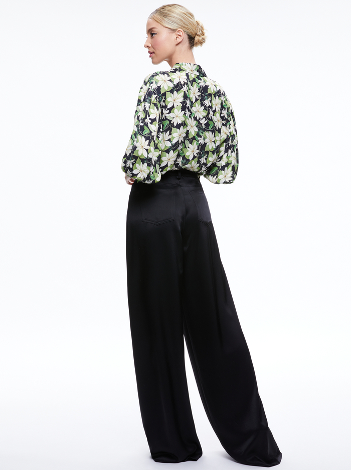JULIUS COLLARED BLOUSE - MOONLIGHT FLORAL LARGE image 1 - Alice And Olivia