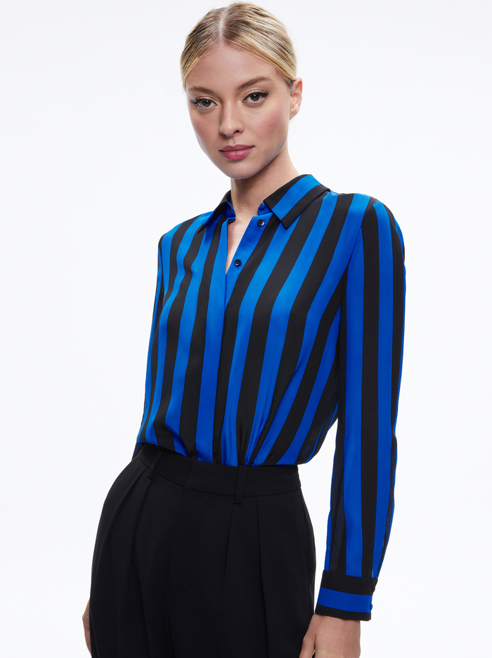 Willa Placket Top In Sapphire/black Stripe | Alice And Olivia | V-Shirts