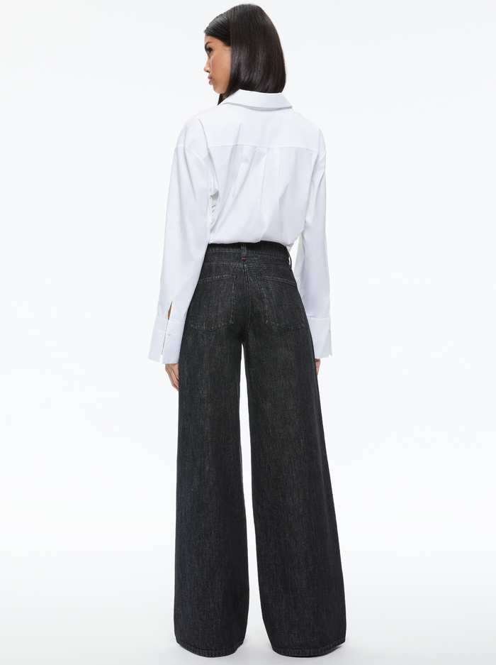 TRISH MID RISE BAGGY JEAN - MAYA SMOOTH BLACK image 1 - Alice And Olivia