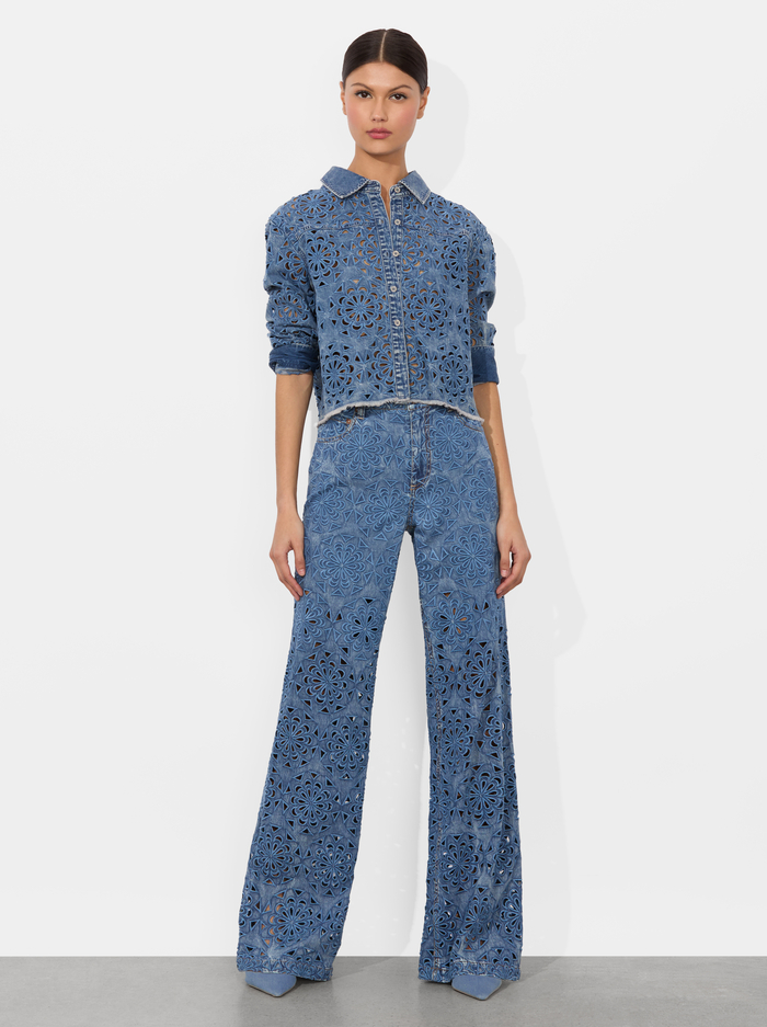 AVERY BLUE-WEEZY LASERCUT JEAN