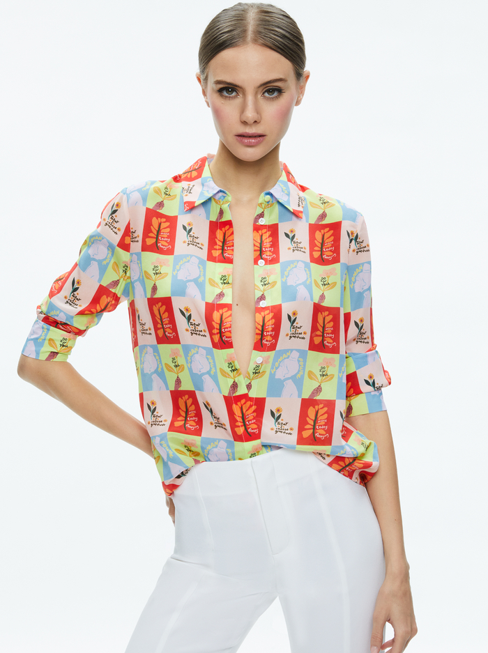 A+O X ORIS EDDU WILLA PLACKET TOP - WOMAN POWER - Alice And Olivia