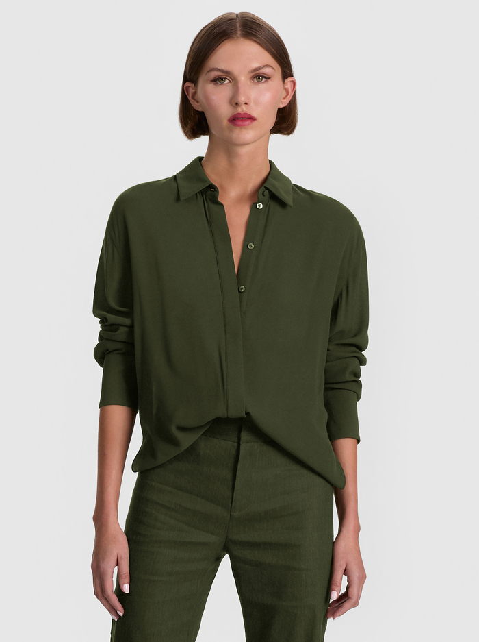 DIMITRA OVERSIZED BUTTON DOWN - DARK FERN - ALICE + OLIVIA