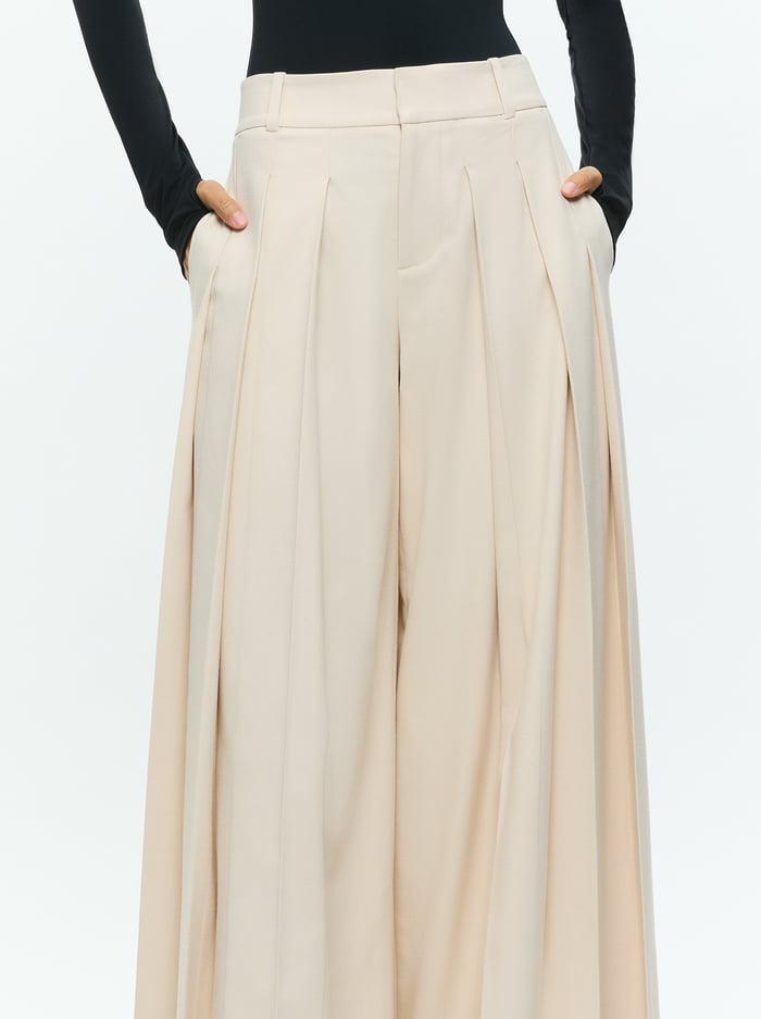 SIMON LINEN TROUSER - SOLID OATMEAL image 3 - Alice And Olivia