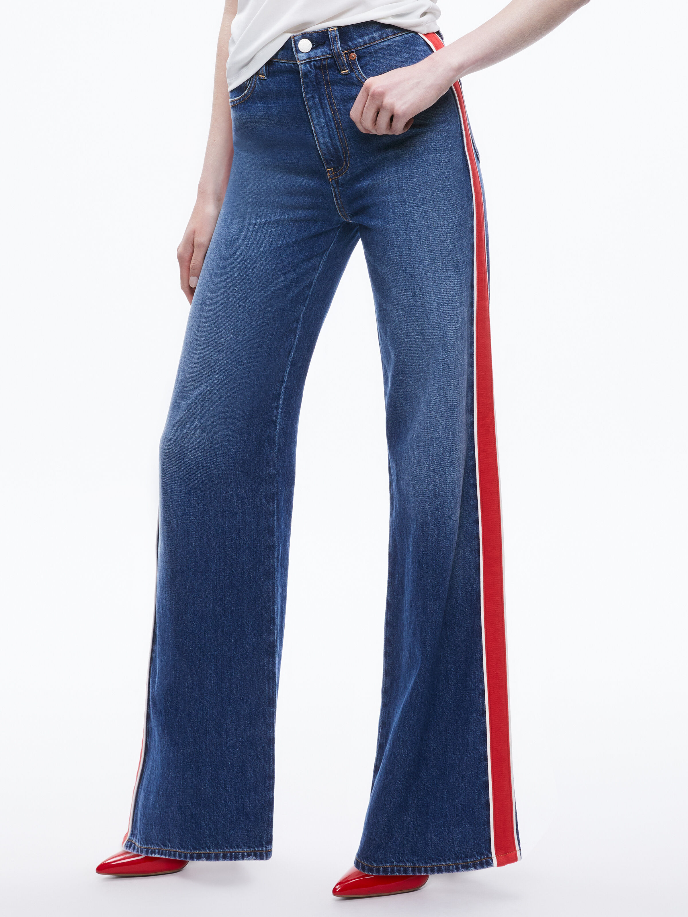 Weezy Side Stripe Jean In Lola Blue Alice And Olivia