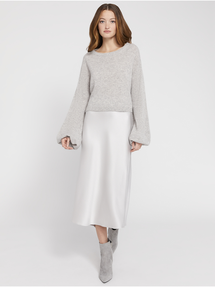 ANSLEY WIDE SLEEVE CROPPED SWEATER - HEATHER GREY image 2 - Alice And Olivia