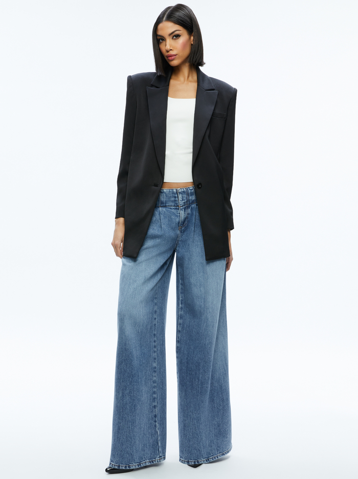 COLLEY OVERSIZED BLAZER - BLACK image 2 - Alice And Olivia