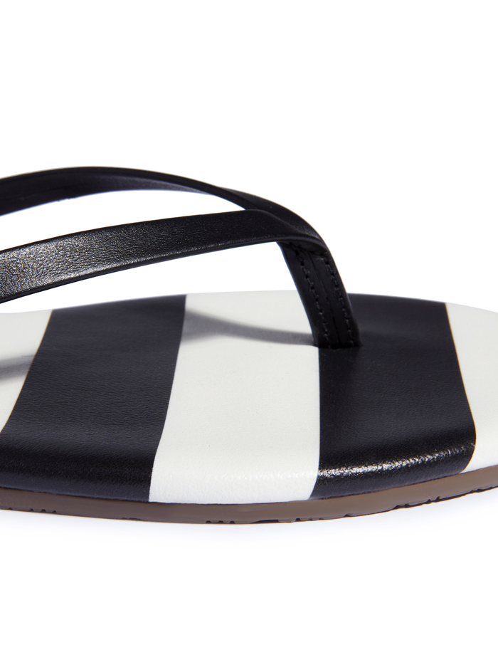 A+O  x TKEES LILY FLIP FLOP - POSITANO STRIPE SM BLACK image 3 - ALICE + OLIVIA