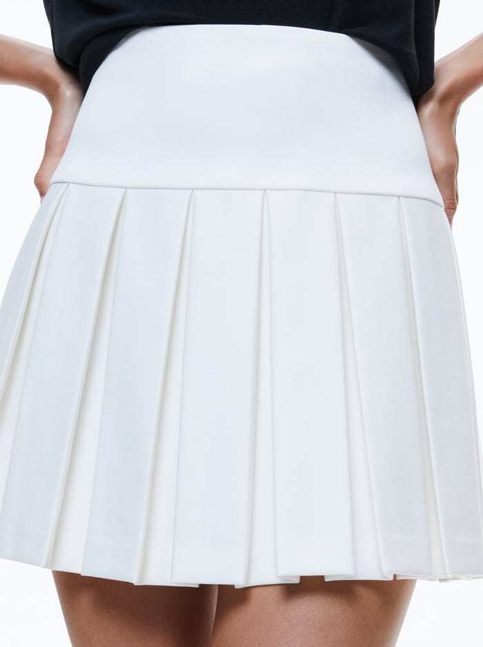 EMILIE BOX PLEAT MINI SKIRT - OFF WHITE image 3 - Alice And Olivia