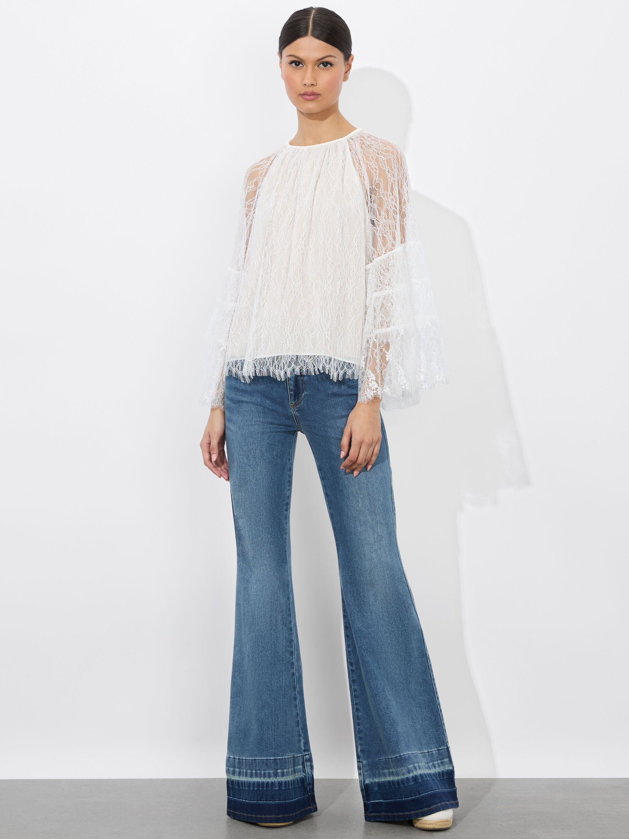 Alice Olivia Delaina Top With Ruffle Cuff in Off White