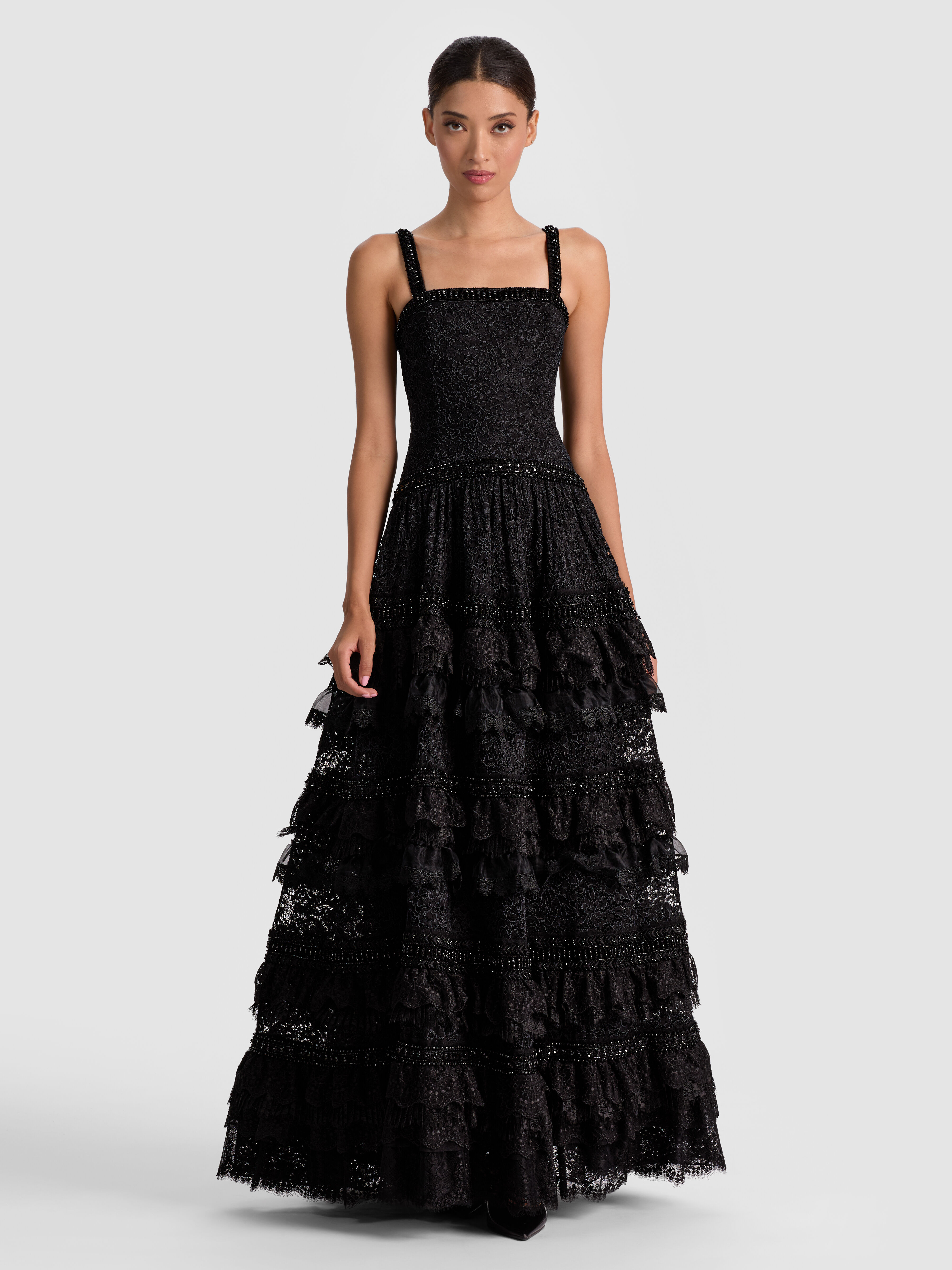 alice + olivia ブラック刺繍ドレス Alice + Olivia Georgie Embellished Lace Gown | Saks Fifth Avenue