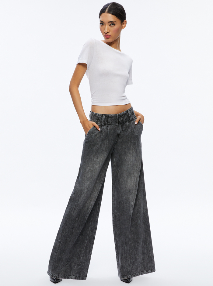 ANDERS LOW RISE PLEATED JEAN - GEORGIA VINTAGE BLACK image 2 - Alice And Olivia