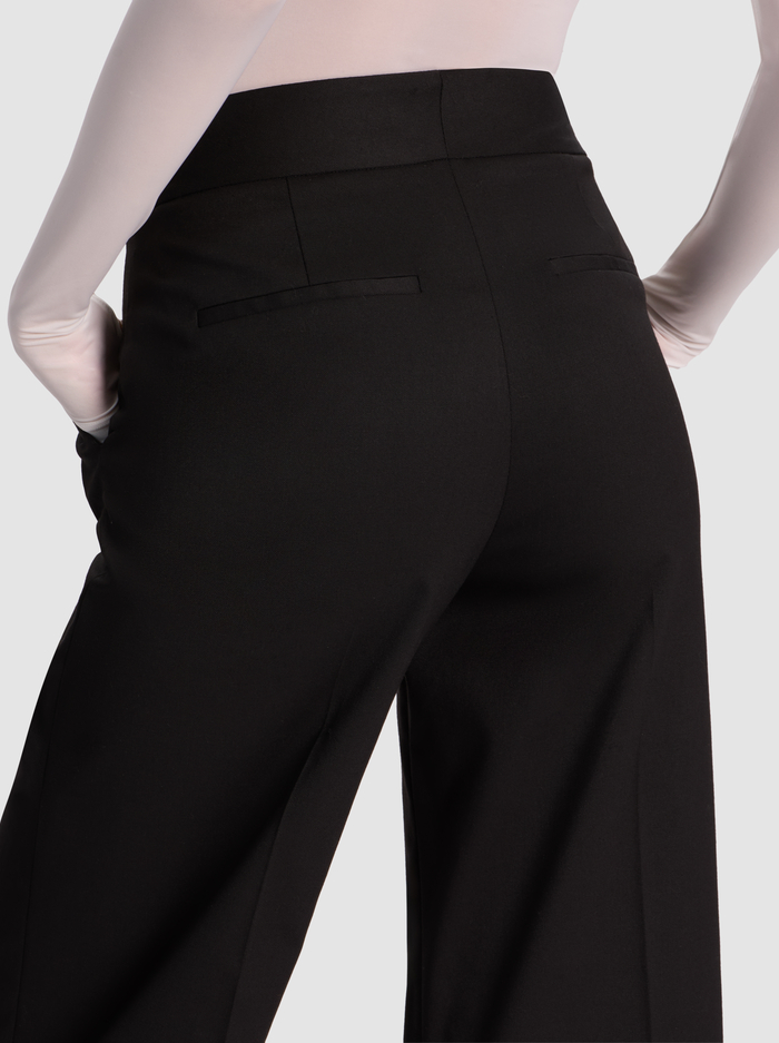 DYLAN CROPPED TROUSER - BLACK image 3 - Alice And Olivia