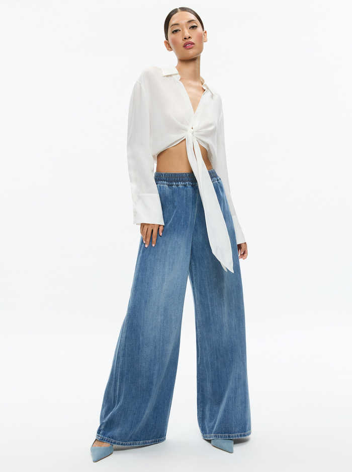 KENLEY DENIM PALAZZO PANT - BROOKLYN BLUE image 1 - Alice And Olivia