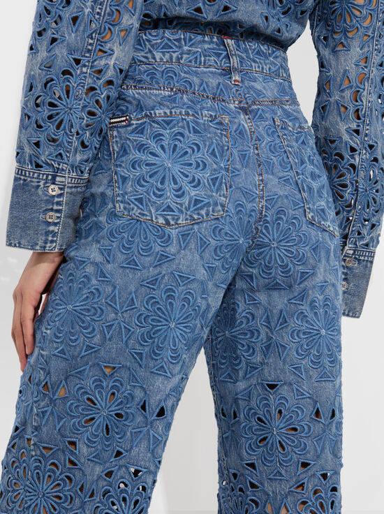 AVERY BLUE-WEEZY LASERCUT JEAN
