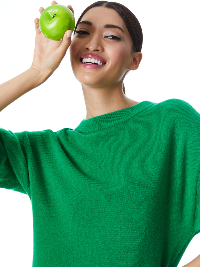 DENVER ROUND HEM SWEATER       - DARK EMERALD image 3 - ALICE + OLIVIA