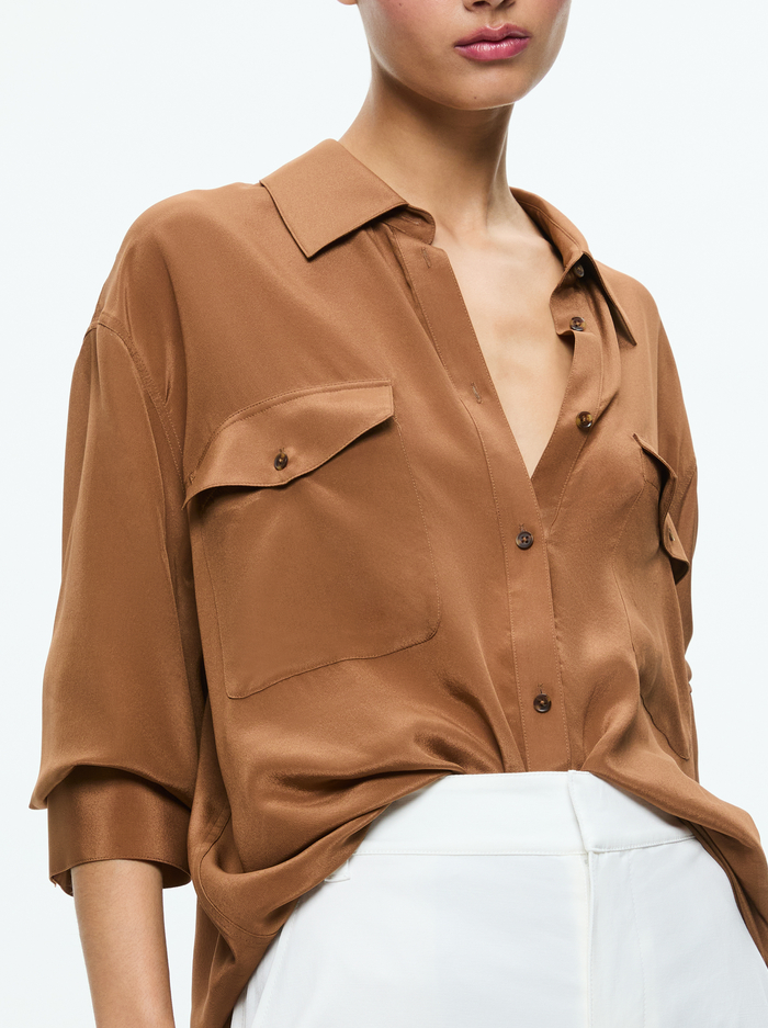 FINELY OVERSIZED UTILITY SHIRT - CAMEL image 3 - Alice And Olivia