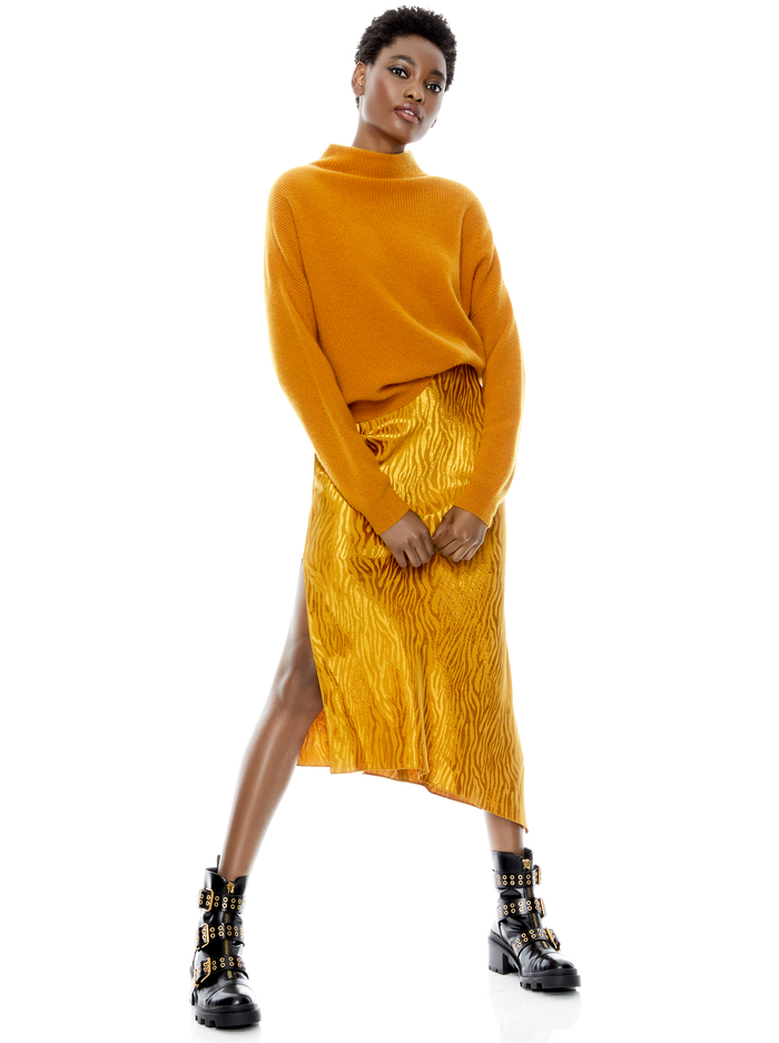 CAPRICE TURTLENECK PULLOVER - AUTUMN GOLD image 5 - Alice And Olivia