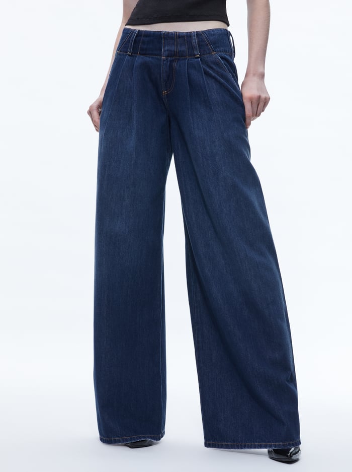 ANDERS LOW RISE PLEATED JEAN - LOVE TRAIN - Alice And Olivia