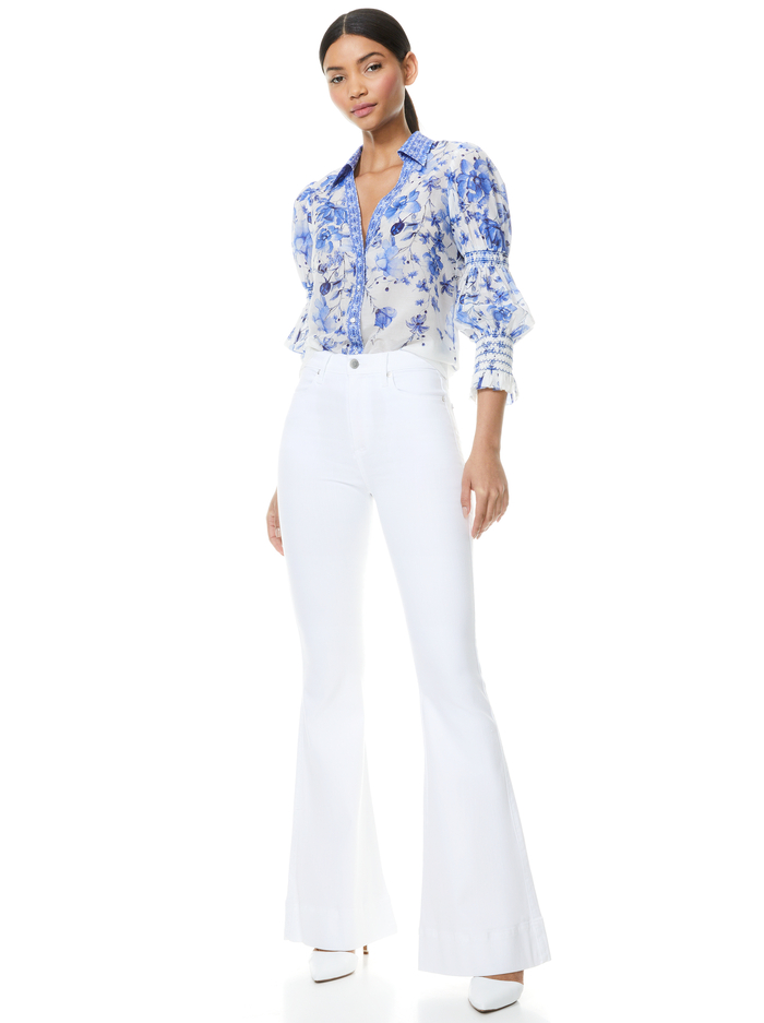 COSIMA FLORAL BUTTON FRONT BLOUSE - FORGET ME NOT MULTI image 3 - ALICE + OLIVIA
